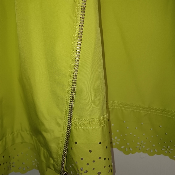 Zynergy by Chico Lightweight Windbreaker - Picture 5 of 5